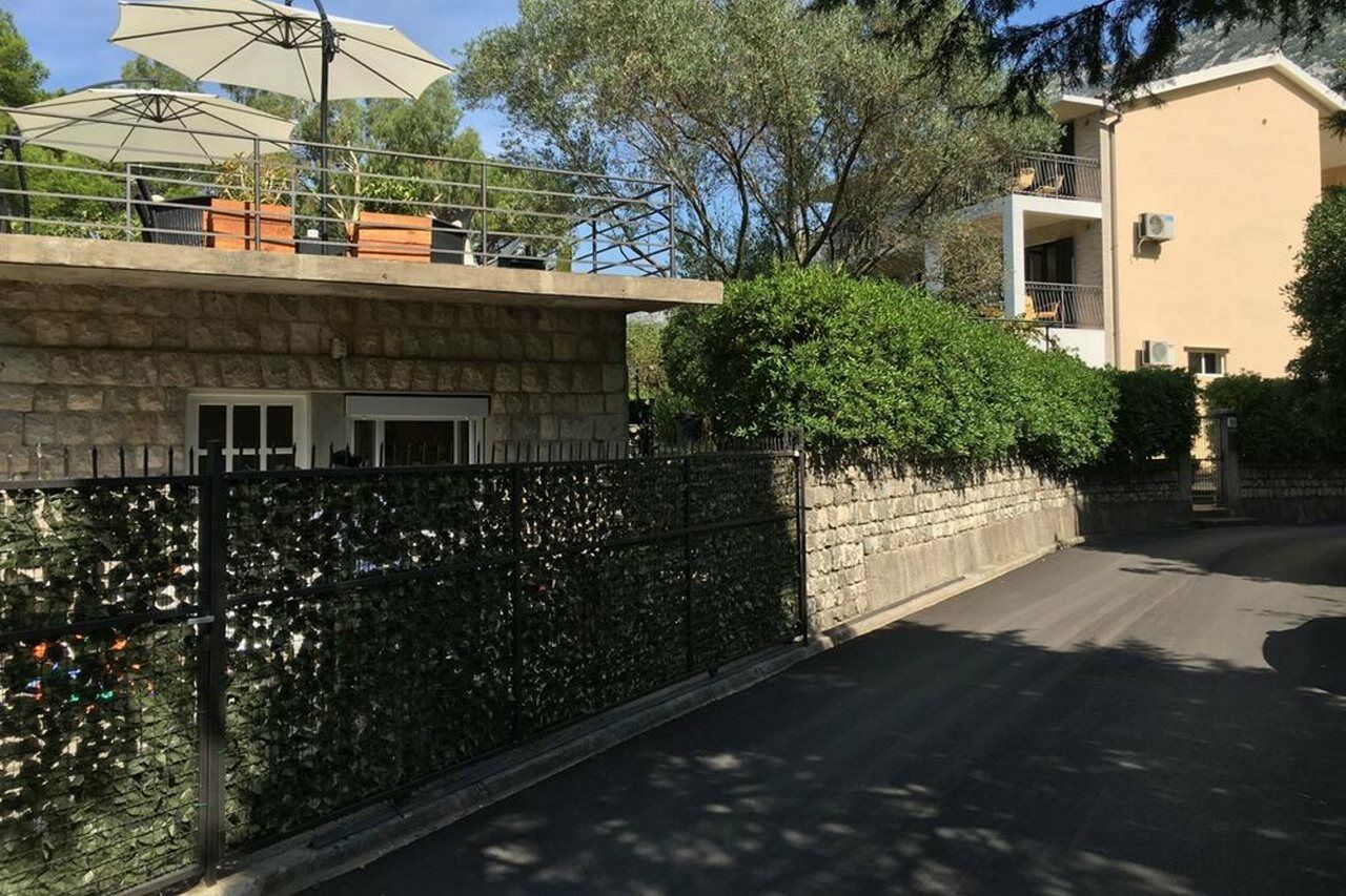 Apartments Vojvoda Kotor Exterior foto